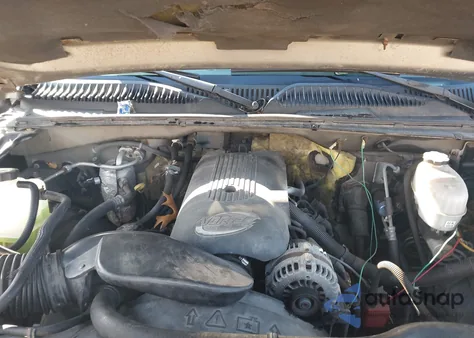 2003 Chevrolet Silverado 2500Hd Lt from USA, damaged, VIN 1GCHK29UX3E293041